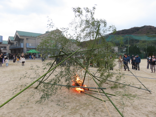 1.10 子どもとんどさん (51).JPG