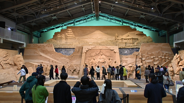 鳥取砂丘砂の美術館5