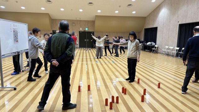 盛り上がる参加者